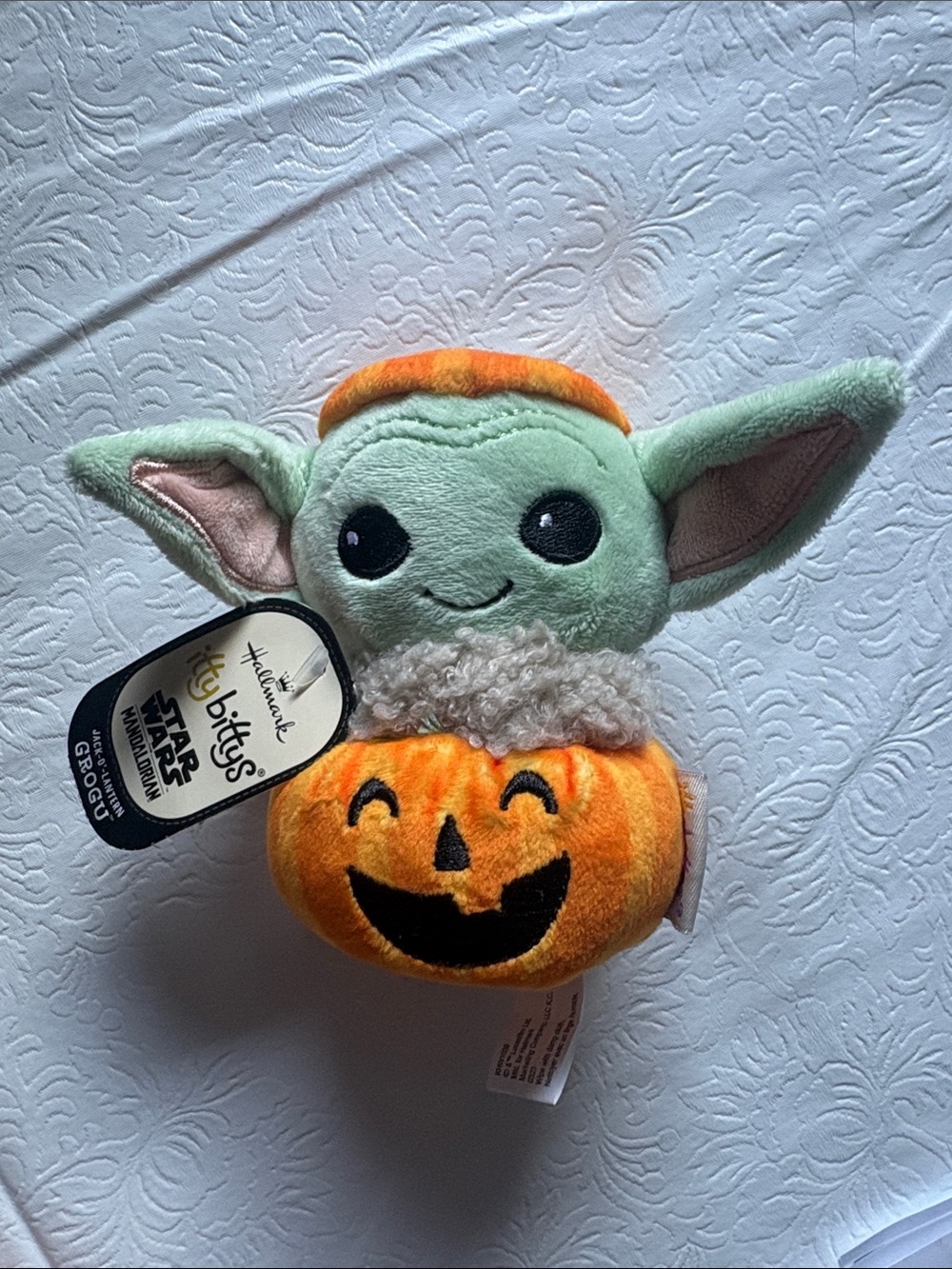 Hallmark Itty Bittys Star Wars Mandalorian Grogu Plush Pumpkin